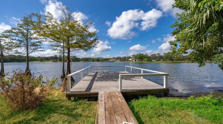Lake Mary, Florida 32746, 4 Bedroom Bedrooms, ,3 Bathroombathrooms,Residential,For Sale,Lake Mary,0,Mfrtb8539078