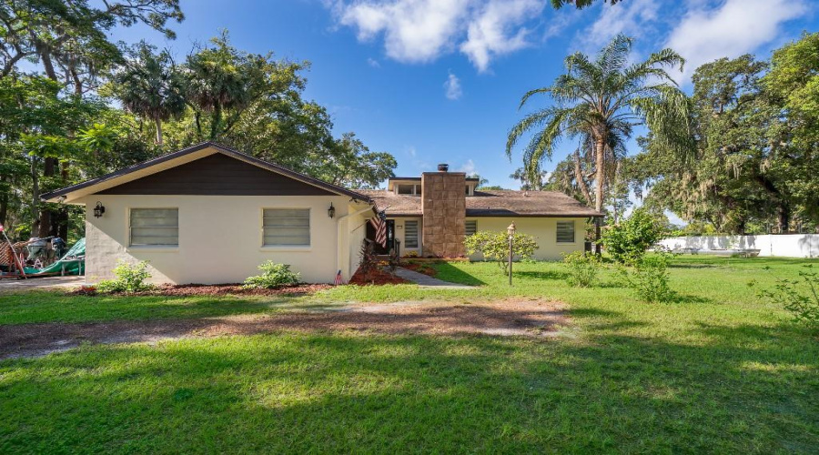 Lake Mary, Florida 32746, 4 Bedroom Bedrooms, ,3 Bathroombathrooms,Residential,For Sale,Lake Mary,0,Mfrtb8539078