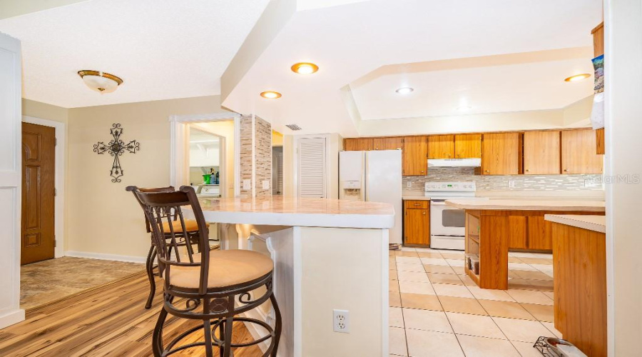 Lake Mary, Florida 32746, 4 Bedroom Bedrooms, ,3 Bathroombathrooms,Residential,For Sale,Lake Mary,0,Mfrtb8539078