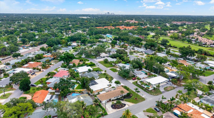 St Petersburg, Florida 33707, 3 Bedroom Bedrooms, ,3 Bathroombathrooms,Residential,For Sale,Marion,0,Mfrtb8516236