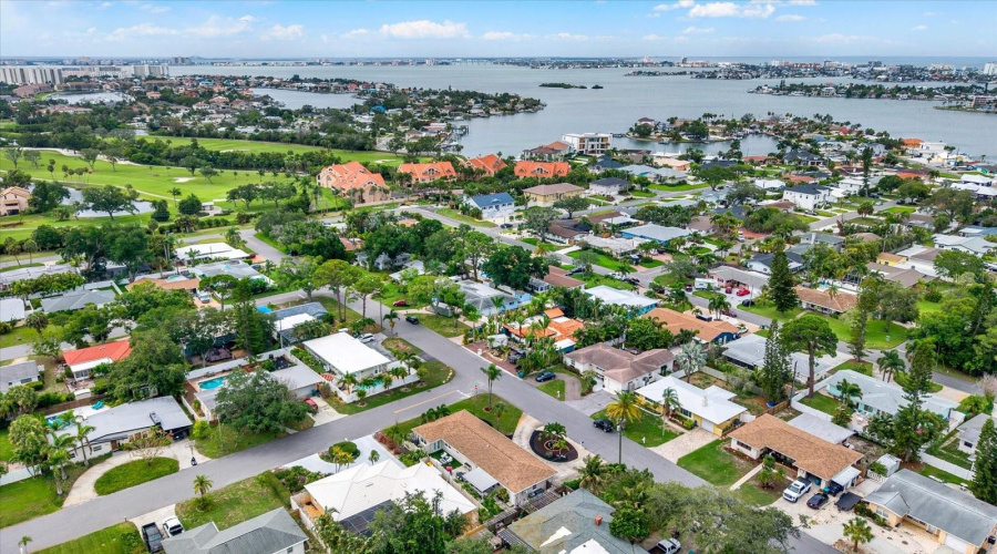 St Petersburg, Florida 33707, 3 Bedroom Bedrooms, ,3 Bathroombathrooms,Residential,For Sale,Marion,0,Mfrtb8516236