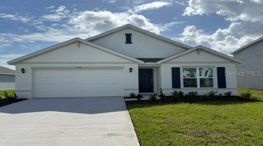 Palmetto, Florida 34221, 4 Bedroom Bedrooms, ,2 Bathroombathrooms,Residential,For Sale,Silver Moonlight,0,Mfra4694445