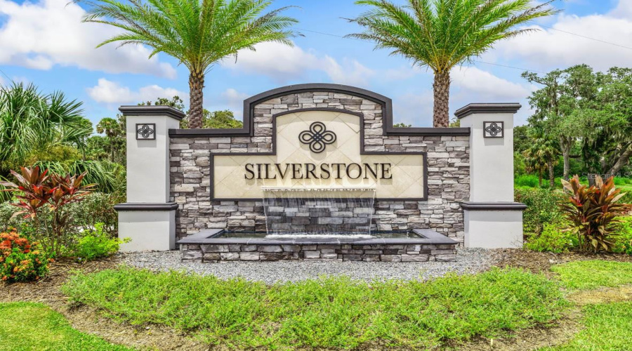 Palmetto, Florida 34221, 4 Bedroom Bedrooms, ,2 Bathroombathrooms,Residential,For Sale,Silver Moonlight,0,Mfra4694445