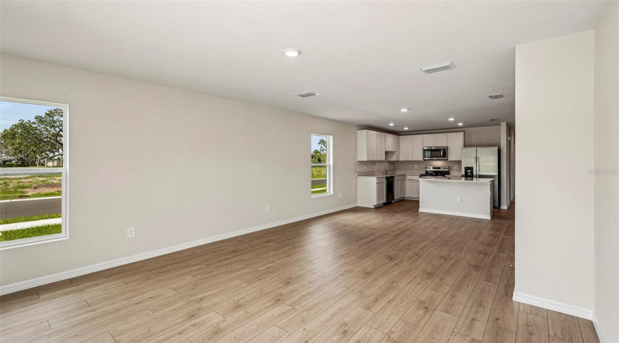 Parrish, Florida 34219, 5 Bedroom Bedrooms, ,2 Bathroombathrooms,Residential,For Sale,Old Canoe,0,Mfra4682567