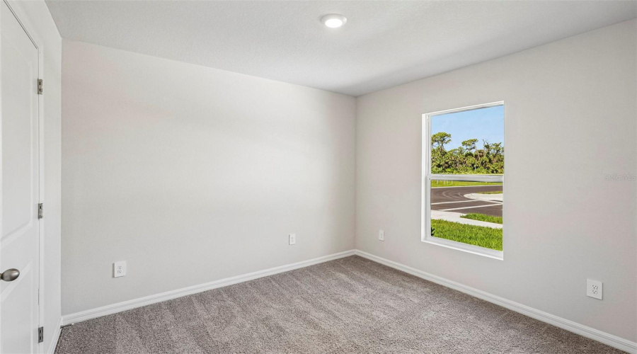 Parrish, Florida 34219, 5 Bedroom Bedrooms, ,2 Bathroombathrooms,Residential,For Sale,Old Canoe,0,Mfra4682567