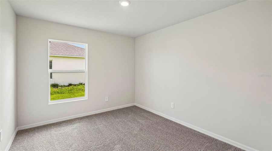 Parrish, Florida 34219, 5 Bedroom Bedrooms, ,2 Bathroombathrooms,Residential,For Sale,Old Canoe,0,Mfra4682567