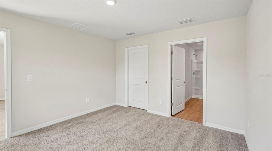 Parrish, Florida 34219, 5 Bedroom Bedrooms, ,2 Bathroombathrooms,Residential,For Sale,Old Canoe,0,Mfra4682567