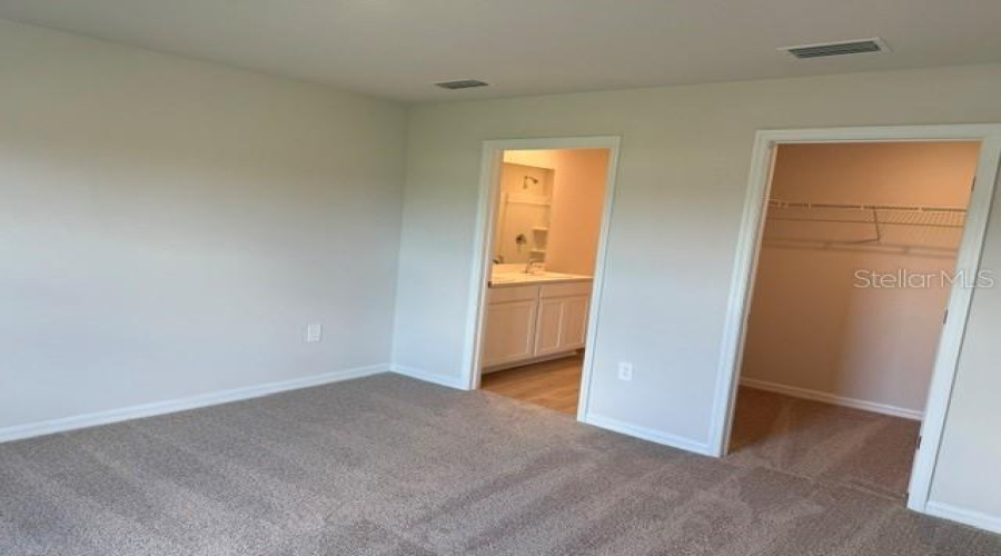 Parrish, Florida 34219, 5 Bedroom Bedrooms, ,2 Bathroombathrooms,Residential,For Sale,Old Canoe,0,Mfra4682567