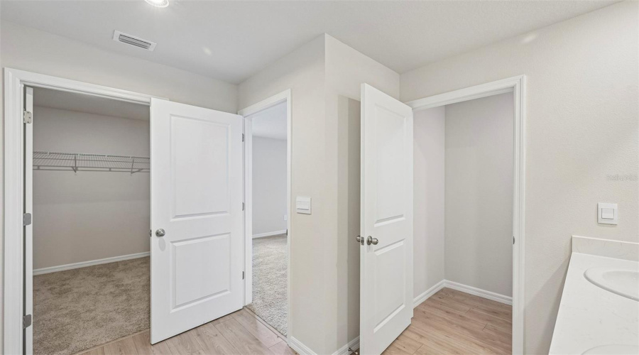 Parrish, Florida 34219, 5 Bedroom Bedrooms, ,3 Bathroombathrooms,Residential,For Sale,Bending Creek,0,Mfra4674694