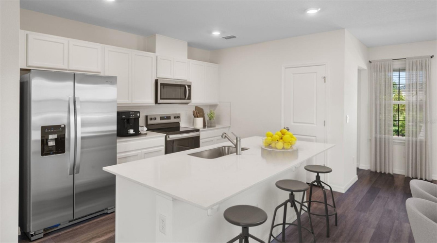 Winter Garden, Florida 34787, 3 Bedroom Bedrooms, ,2 Bathroombathrooms,Residential,For Sale,Barbours Creek,0,Mfro6433686