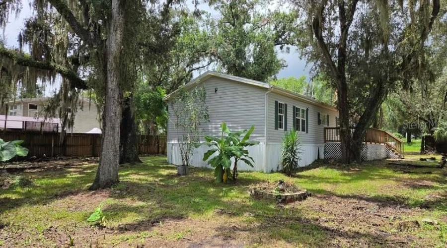 Tampa, Florida 33610, 5 Bedroom Bedrooms, ,2 Bathroombathrooms,Residential,For Sale,Royal Oak,0,Mfrtb8537402