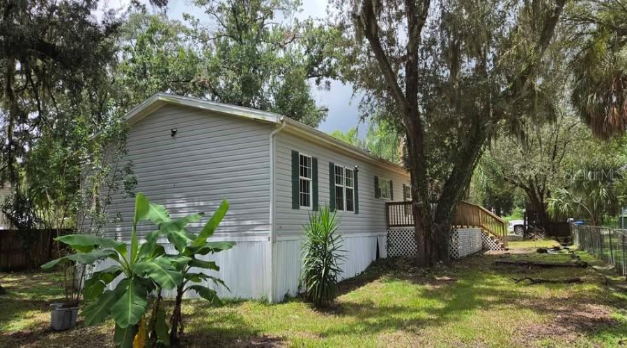 Tampa, Florida 33610, 5 Bedroom Bedrooms, ,2 Bathroombathrooms,Residential,For Sale,Royal Oak,0,Mfrtb8537402