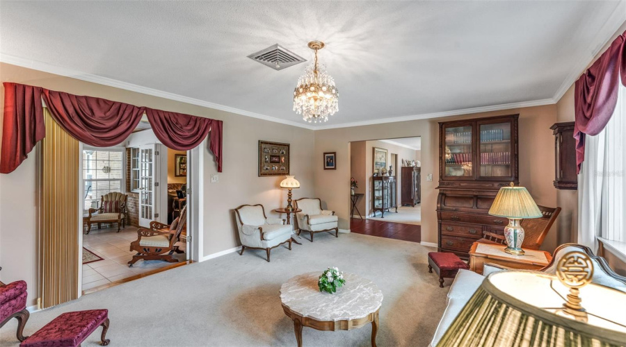 Lakeland, Florida 33803, 4 Bedroom Bedrooms, ,3 Bathroombathrooms,Residential,For Sale,Woodward,0,Mfrl4960632