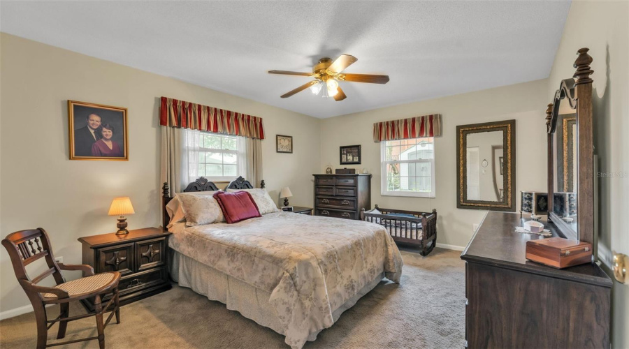 Lakeland, Florida 33803, 4 Bedroom Bedrooms, ,3 Bathroombathrooms,Residential,For Sale,Woodward,0,Mfrl4960632