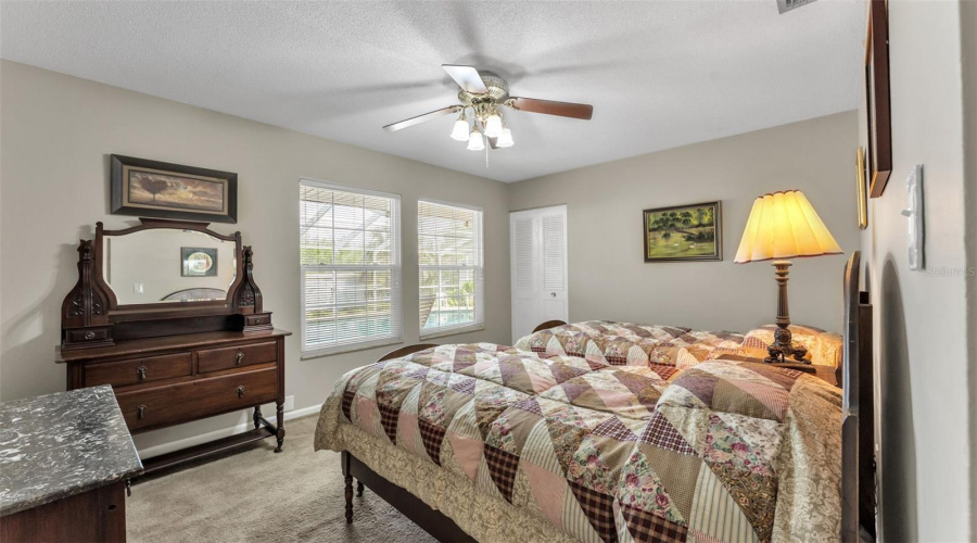 Lakeland, Florida 33803, 4 Bedroom Bedrooms, ,3 Bathroombathrooms,Residential,For Sale,Woodward,0,Mfrl4960632