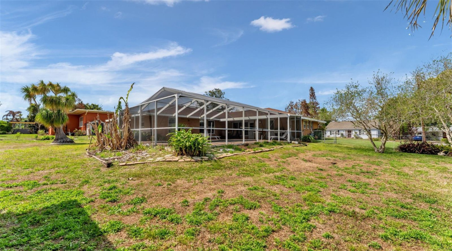 Lakeland, Florida 33803, 4 Bedroom Bedrooms, ,3 Bathroombathrooms,Residential,For Sale,Woodward,0,Mfrl4960632