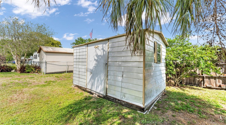 Lakeland, Florida 33803, 4 Bedroom Bedrooms, ,3 Bathroombathrooms,Residential,For Sale,Woodward,0,Mfrl4960632