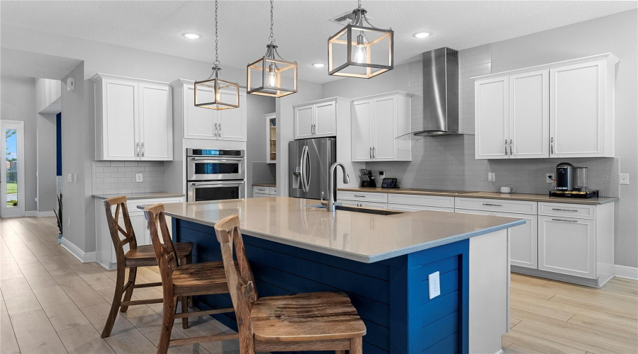Winter Park, Florida 32792, 6 Bedroom Bedrooms, ,4 Bathroombathrooms,Residential,For Sale,Wading Waters,0,Mfro6436548