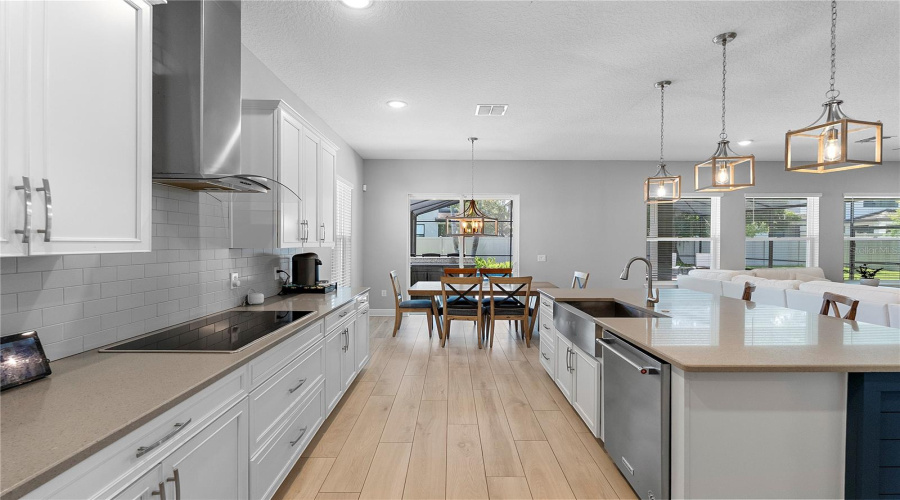 Winter Park, Florida 32792, 6 Bedroom Bedrooms, ,4 Bathroombathrooms,Residential,For Sale,Wading Waters,0,Mfro6436548