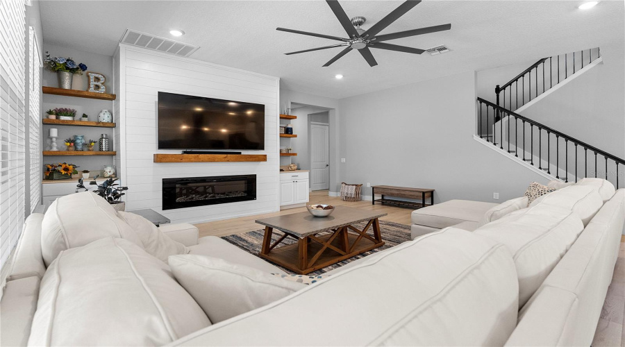 Winter Park, Florida 32792, 6 Bedroom Bedrooms, ,4 Bathroombathrooms,Residential,For Sale,Wading Waters,0,Mfro6436548