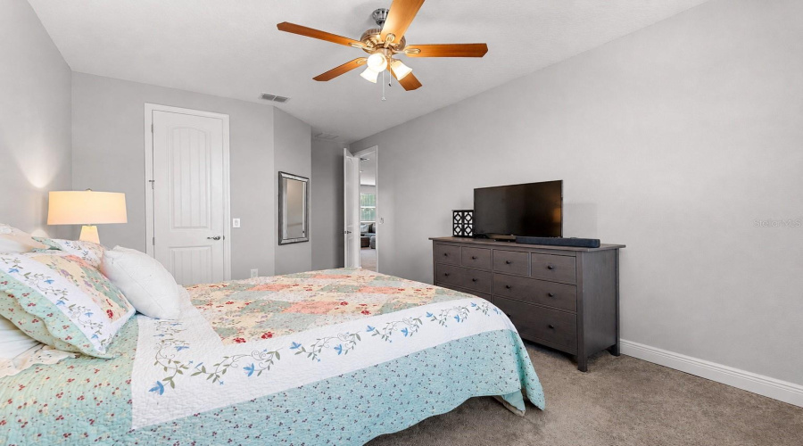 Winter Park, Florida 32792, 6 Bedroom Bedrooms, ,4 Bathroombathrooms,Residential,For Sale,Wading Waters,0,Mfro6436548
