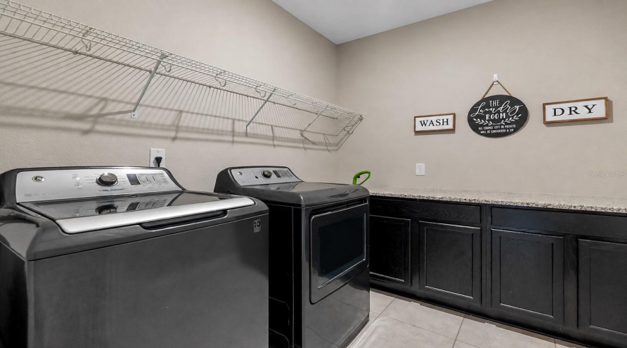 Winter Park, Florida 32792, 6 Bedroom Bedrooms, ,4 Bathroombathrooms,Residential,For Sale,Wading Waters,0,Mfro6436548