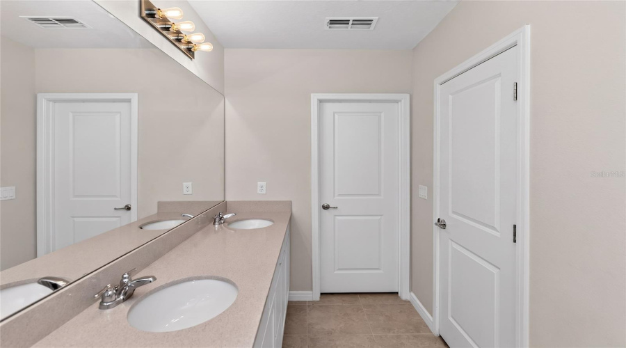 Deland, Florida 32724, 4 Bedroom Bedrooms, ,2 Bathroombathrooms,Residential,For Sale,Green Park,0,Mfro6432436