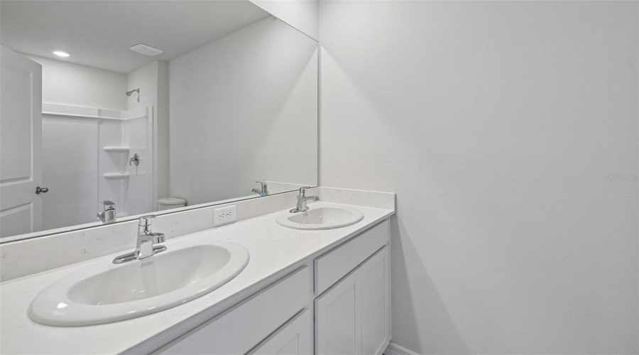 Palmetto, Florida 34221, 5 Bedroom Bedrooms, ,2 Bathroombathrooms,Residential,For Sale,44Th,0,Mfra4689776