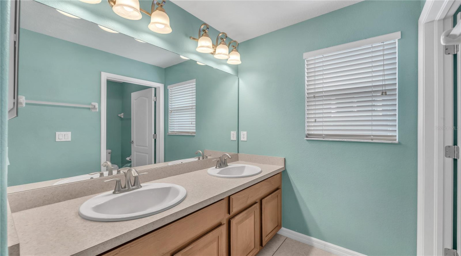 Secondary Bathroom On 2Nd Floor With Two Sinks.