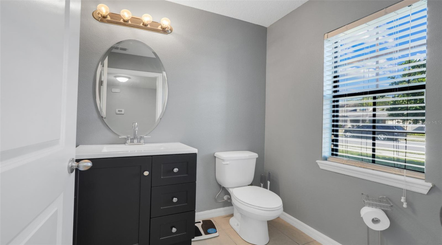 Lakeland, Florida 33805, 4 Bedroom Bedrooms, ,2 Bathroombathrooms,Residential,For Sale,Elsinore,0,Mfrs5142925