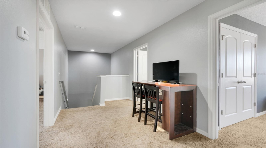 Lakeland, Florida 33805, 4 Bedroom Bedrooms, ,2 Bathroombathrooms,Residential,For Sale,Elsinore,0,Mfrs5142925