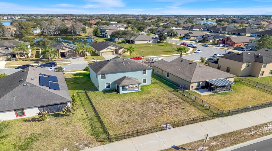 Lakeland, Florida 33805, 4 Bedroom Bedrooms, ,2 Bathroombathrooms,Residential,For Sale,Elsinore,0,Mfrs5142925