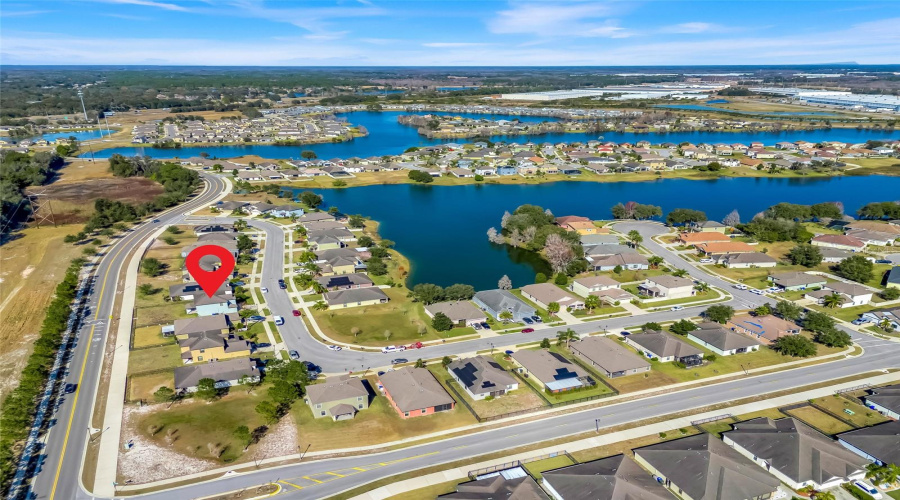 Lakeland, Florida 33805, 4 Bedroom Bedrooms, ,2 Bathroombathrooms,Residential,For Sale,Elsinore,0,Mfrs5142925