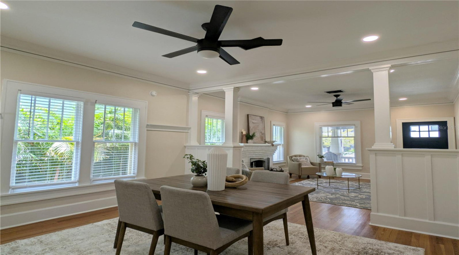 St Petersburg, Florida 33701, 2 Bedroom Bedrooms, ,1 Bathroombathrooms,Residential,For Sale,11Th,0,Mfrtb8530535