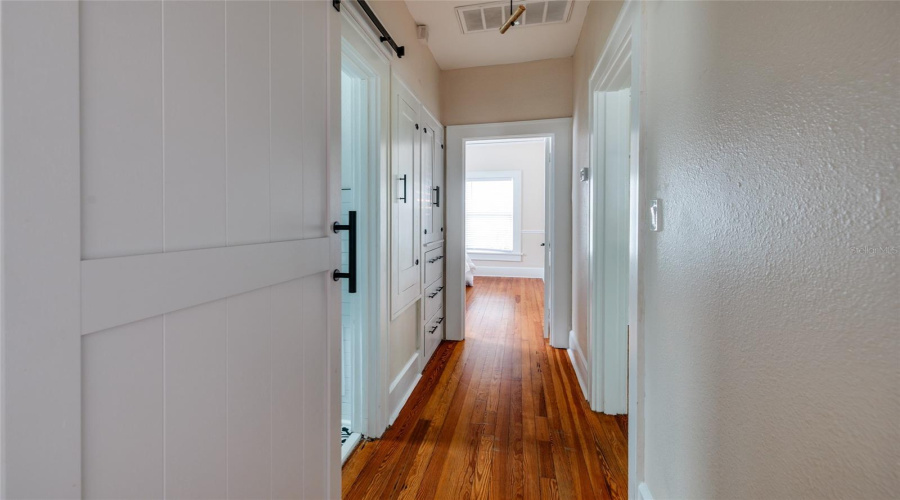 St Petersburg, Florida 33701, 2 Bedroom Bedrooms, ,1 Bathroombathrooms,Residential,For Sale,11Th,0,Mfrtb8530535