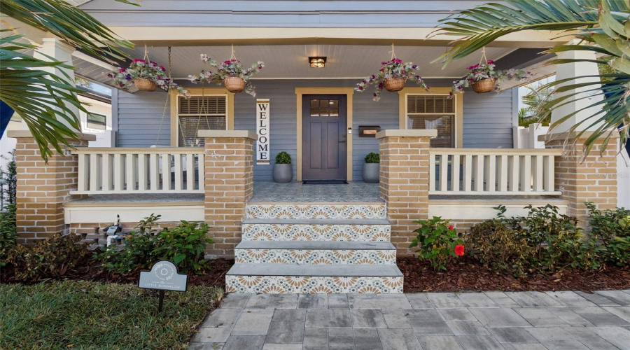St Petersburg, Florida 33701, 2 Bedroom Bedrooms, ,1 Bathroombathrooms,Residential,For Sale,11Th,0,Mfrtb8530535