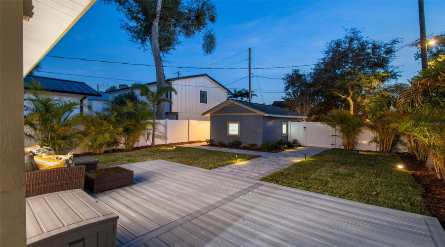 St Petersburg, Florida 33701, 2 Bedroom Bedrooms, ,1 Bathroombathrooms,Residential,For Sale,11Th,0,Mfrtb8530535