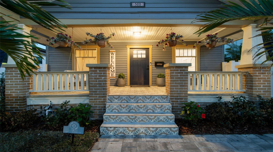 St Petersburg, Florida 33701, 2 Bedroom Bedrooms, ,1 Bathroombathrooms,Residential,For Sale,11Th,0,Mfrtb8530535