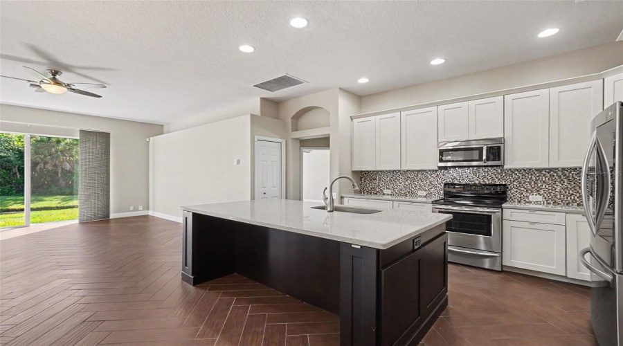 Parrish, Florida 34219, 3 Bedroom Bedrooms, ,2 Bathroombathrooms,Residential,For Sale,Oak Ridge,0,Mfro6421096