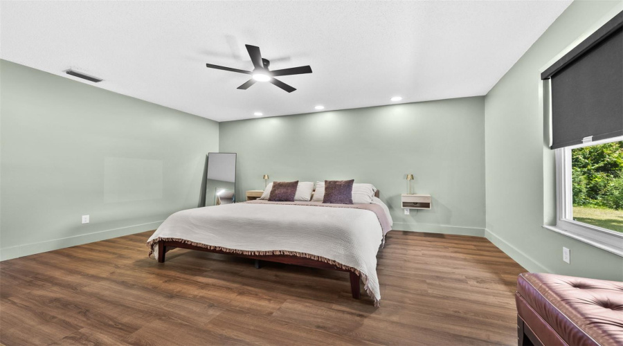 Edgewater, Florida 32141, 4 Bedroom Bedrooms, ,2 Bathroombathrooms,Residential,For Sale,Yule Tree,0,Mfrv4950119