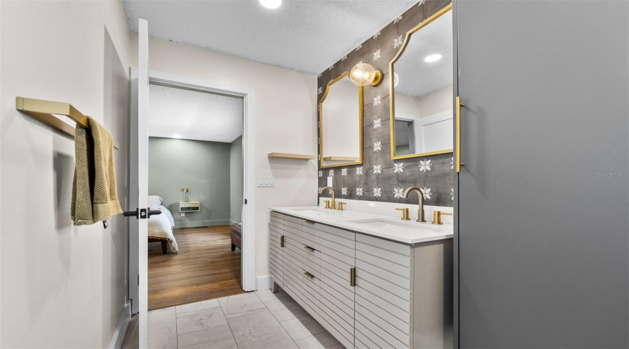 Edgewater, Florida 32141, 4 Bedroom Bedrooms, ,2 Bathroombathrooms,Residential,For Sale,Yule Tree,0,Mfrv4950119