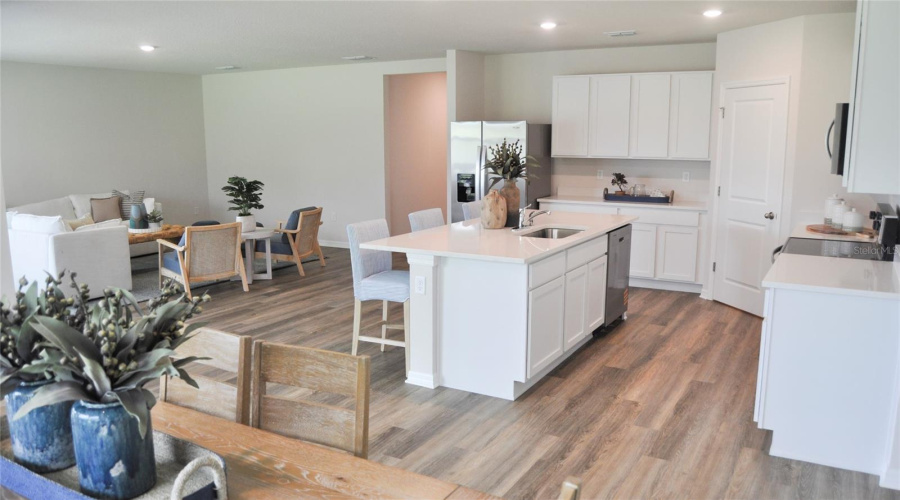 Parrish, Florida 34219, 4 Bedroom Bedrooms, ,3 Bathroombathrooms,Residential,For Sale,Whiskey Creek,0,Mfra4682246