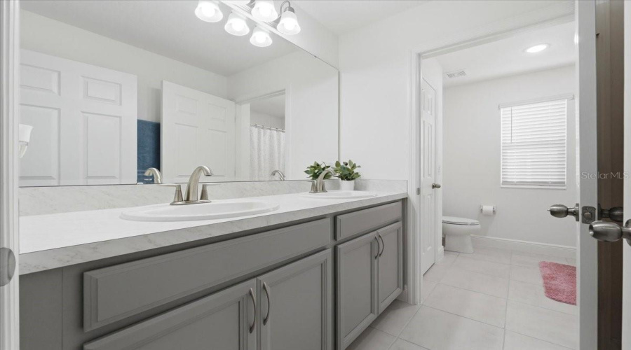 St Cloud, Florida 34772, 5 Bedroom Bedrooms, ,3 Bathroombathrooms,Residential,For Sale,Down,0,Mfrp4939138