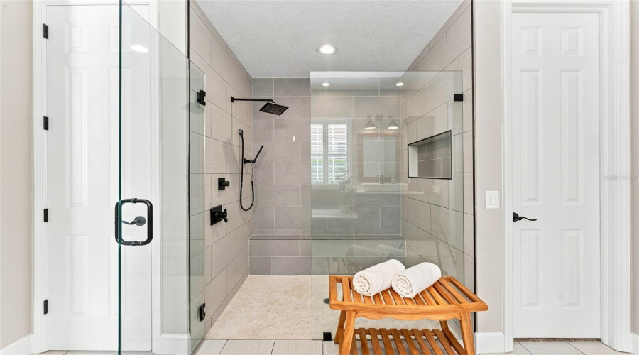 Tampa, Florida 33626, 4 Bedroom Bedrooms, ,3 Bathroombathrooms,Residential,For Sale,Bristol Chase,0,Mfrtb8541502