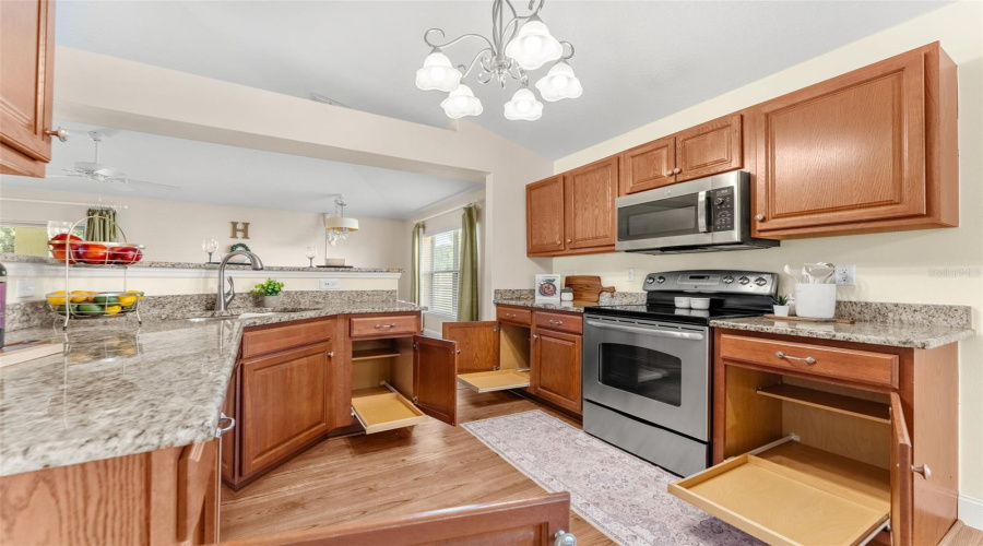 West Melbourne, Florida 32904, 3 Bedroom Bedrooms, ,2 Bathroombathrooms,Residential,For Sale,Charon,0,Mfro6436002
