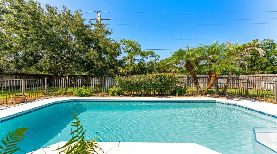 West Melbourne, Florida 32904, 3 Bedroom Bedrooms, ,2 Bathroombathrooms,Residential,For Sale,Charon,0,Mfro6436002