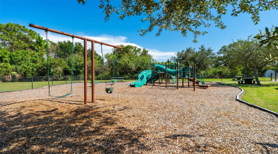 West Melbourne, Florida 32904, 3 Bedroom Bedrooms, ,2 Bathroombathrooms,Residential,For Sale,Charon,0,Mfro6436002