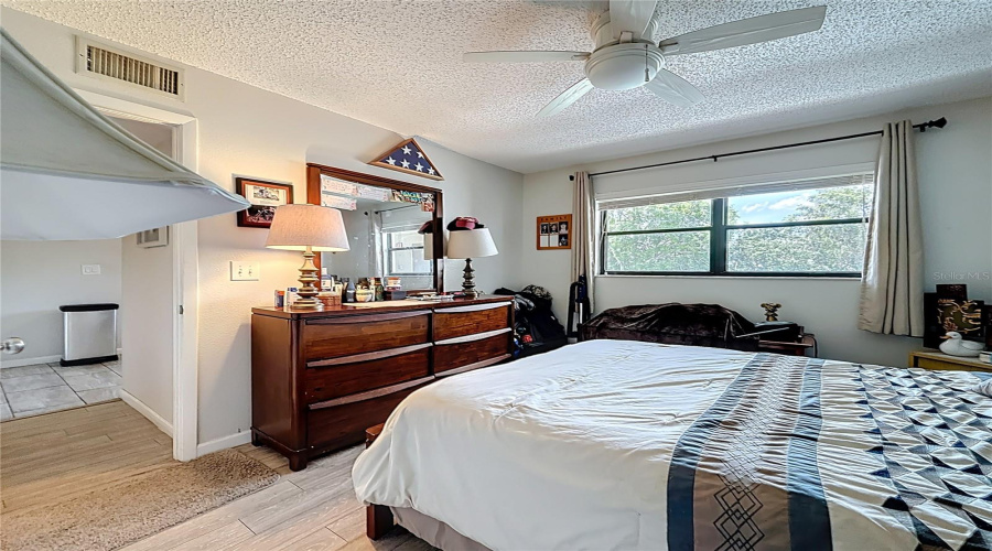 St Petersburg, Florida 33709, 2 Bedroom Bedrooms, ,2 Bathroombathrooms,Residential,For Sale,80Th,0,Mfrtb8428997