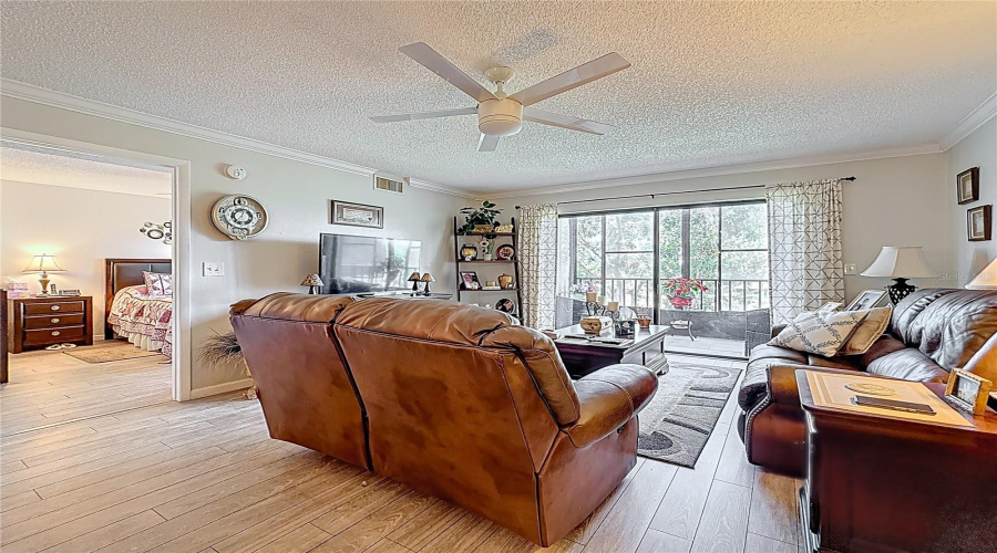 St Petersburg, Florida 33709, 2 Bedroom Bedrooms, ,2 Bathroombathrooms,Residential,For Sale,80Th,0,Mfrtb8428997