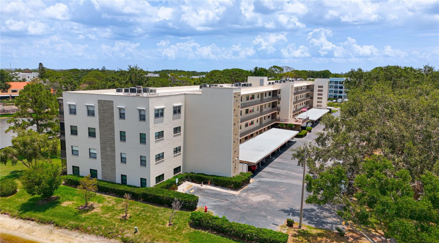 St Petersburg, Florida 33709, 2 Bedroom Bedrooms, ,2 Bathroombathrooms,Residential,For Sale,80Th,0,Mfrtb8428997